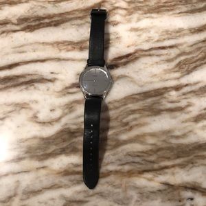 Leather strap fossil watch, needs batteries